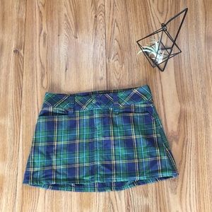 Short plaid skirt